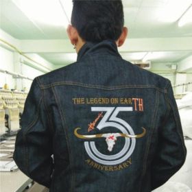 งานปักยีนส์ ปักเสื้อยีนส์ 